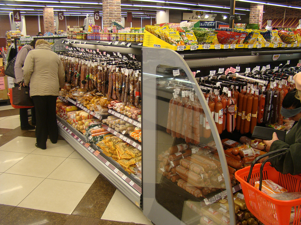 Супермаркет "Радуга" в Солигорске на ул. Октябрьской, 92
